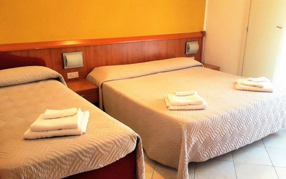 Hotel Bengasi Rimini Luaran gambar