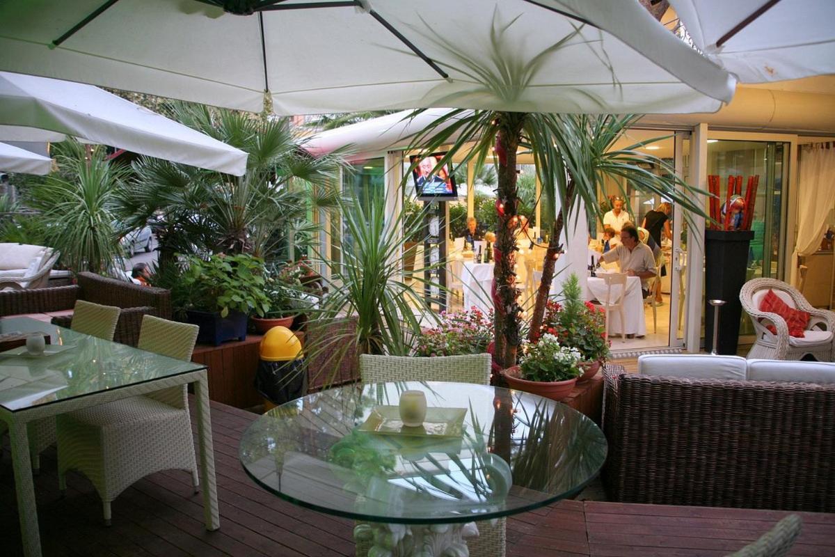 Hotel Bengasi Rimini Luaran gambar