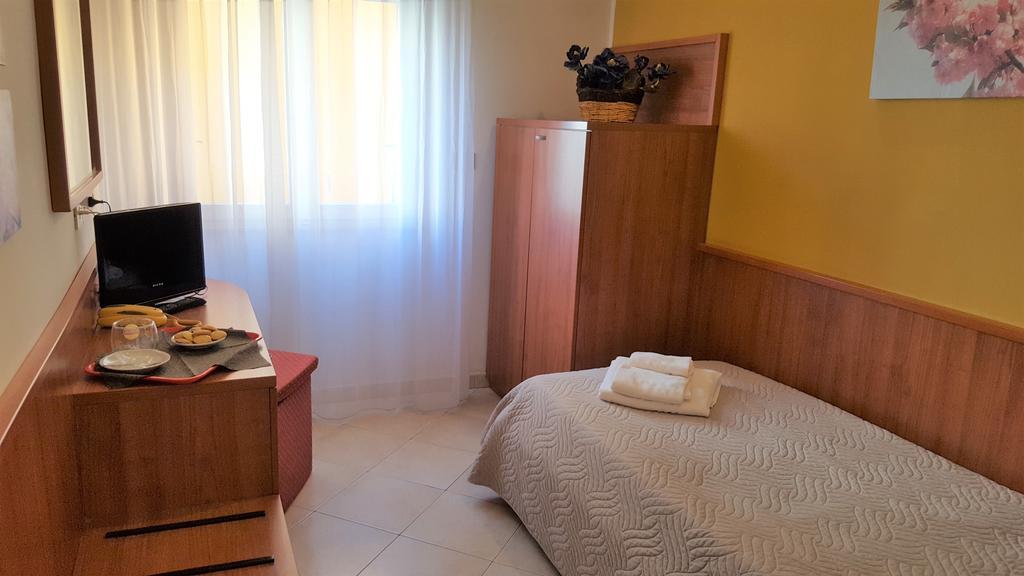 Hotel Bengasi Rimini Luaran gambar