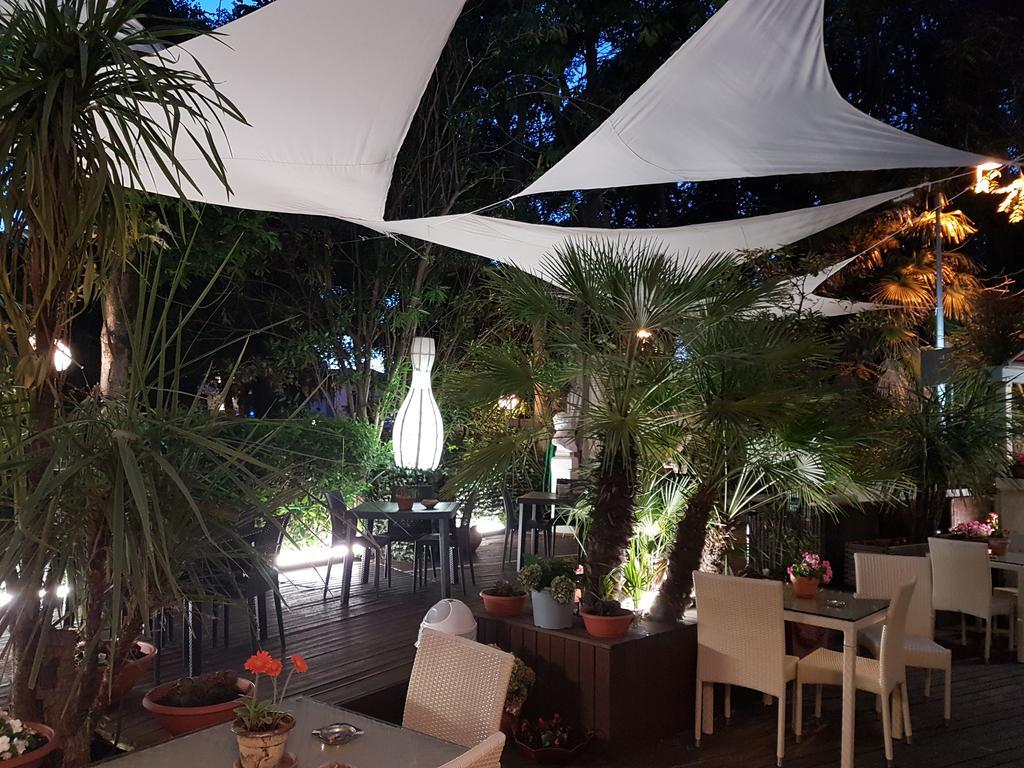 Hotel Bengasi Rimini Luaran gambar