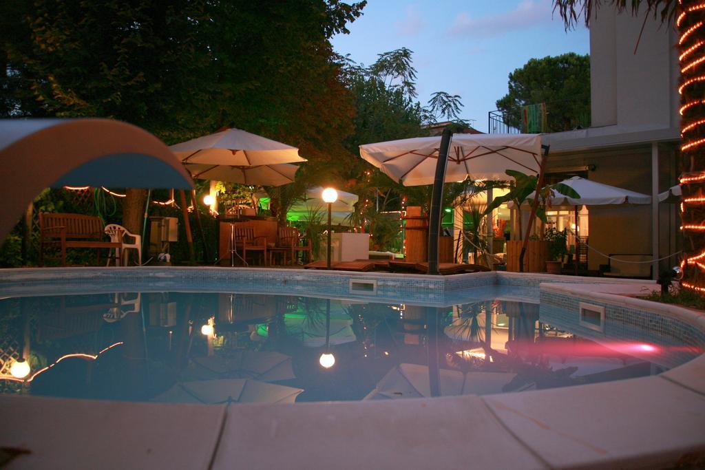 Hotel Bengasi Rimini Luaran gambar