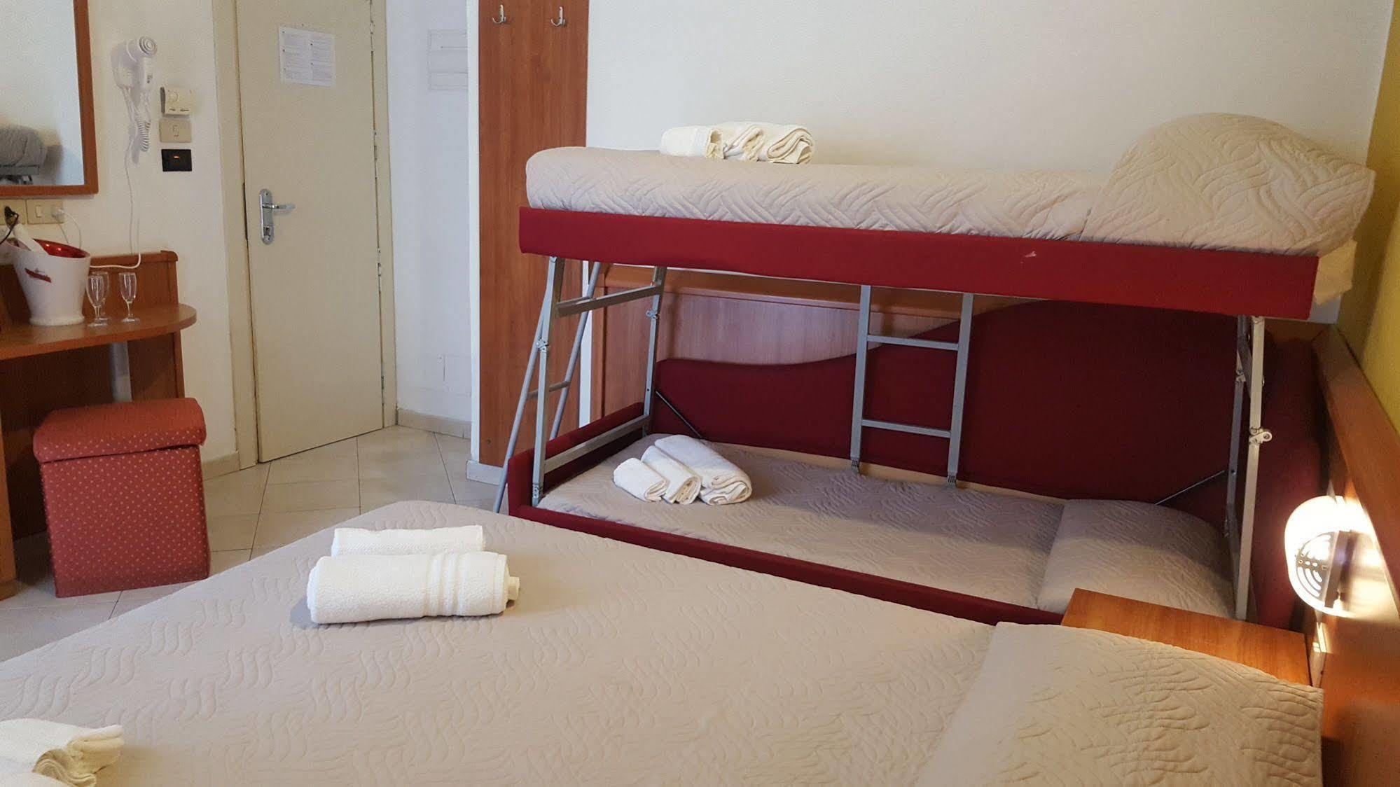 Hotel Bengasi Rimini Luaran gambar